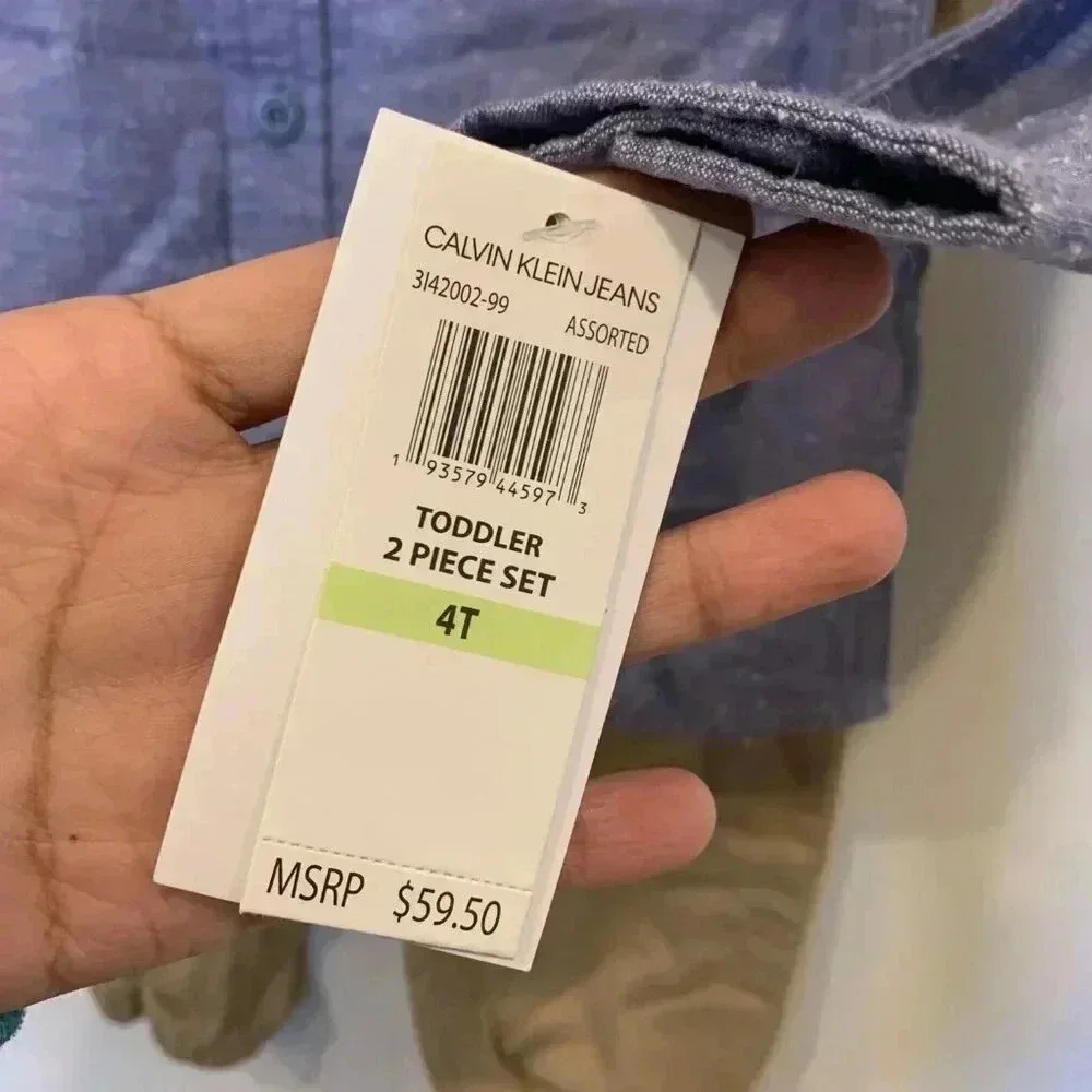Boys Calvin Klein Jeans Matching Set 4T NWT - B0 - Picture 5 of 6